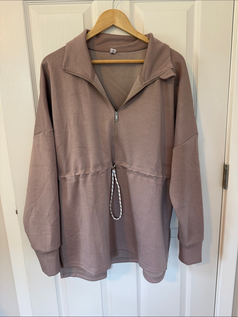 LasLuLu athletic Mauve Tan sweatshirt